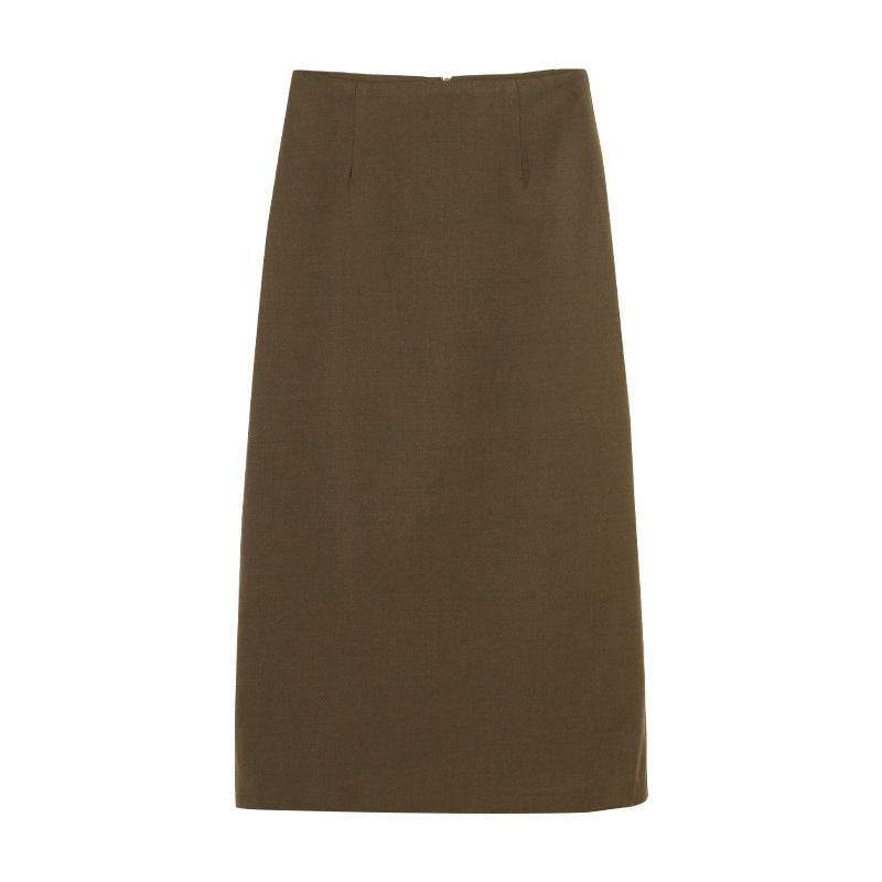 Sophisticated maxi skirt with split hem