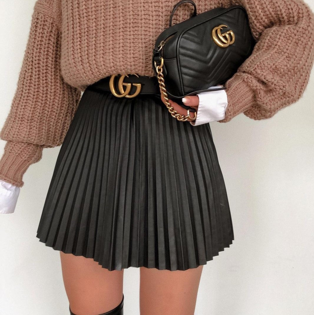 Winter draped knit pleated mini skirt