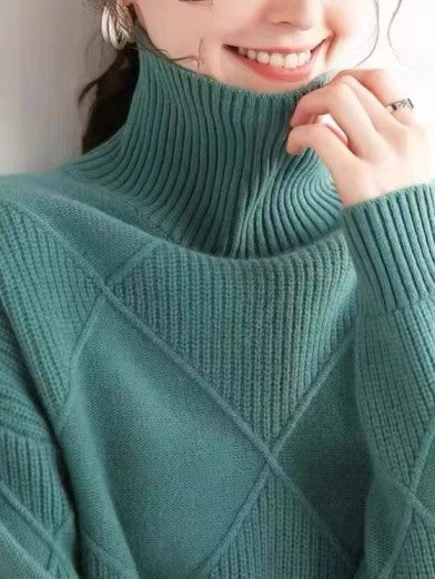 Luxury 3D Diamond Pattern Turtleneck Sweater – Elegance and Comfort