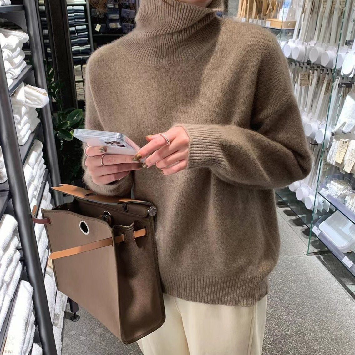 Stylishly Cashmere High Neck Sweater