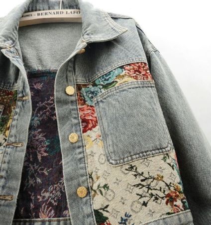 Short jacket in top style