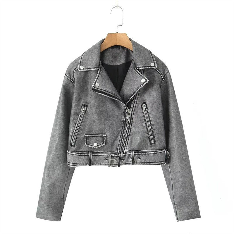 Leather jacket with zip closure