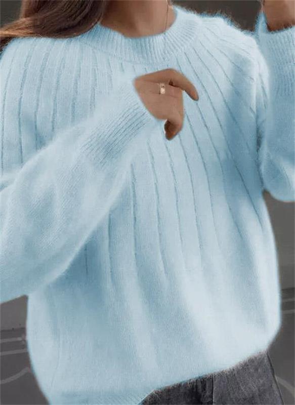 Women's Cashmere Sweater: Naturally Beautiful in Fur Colors