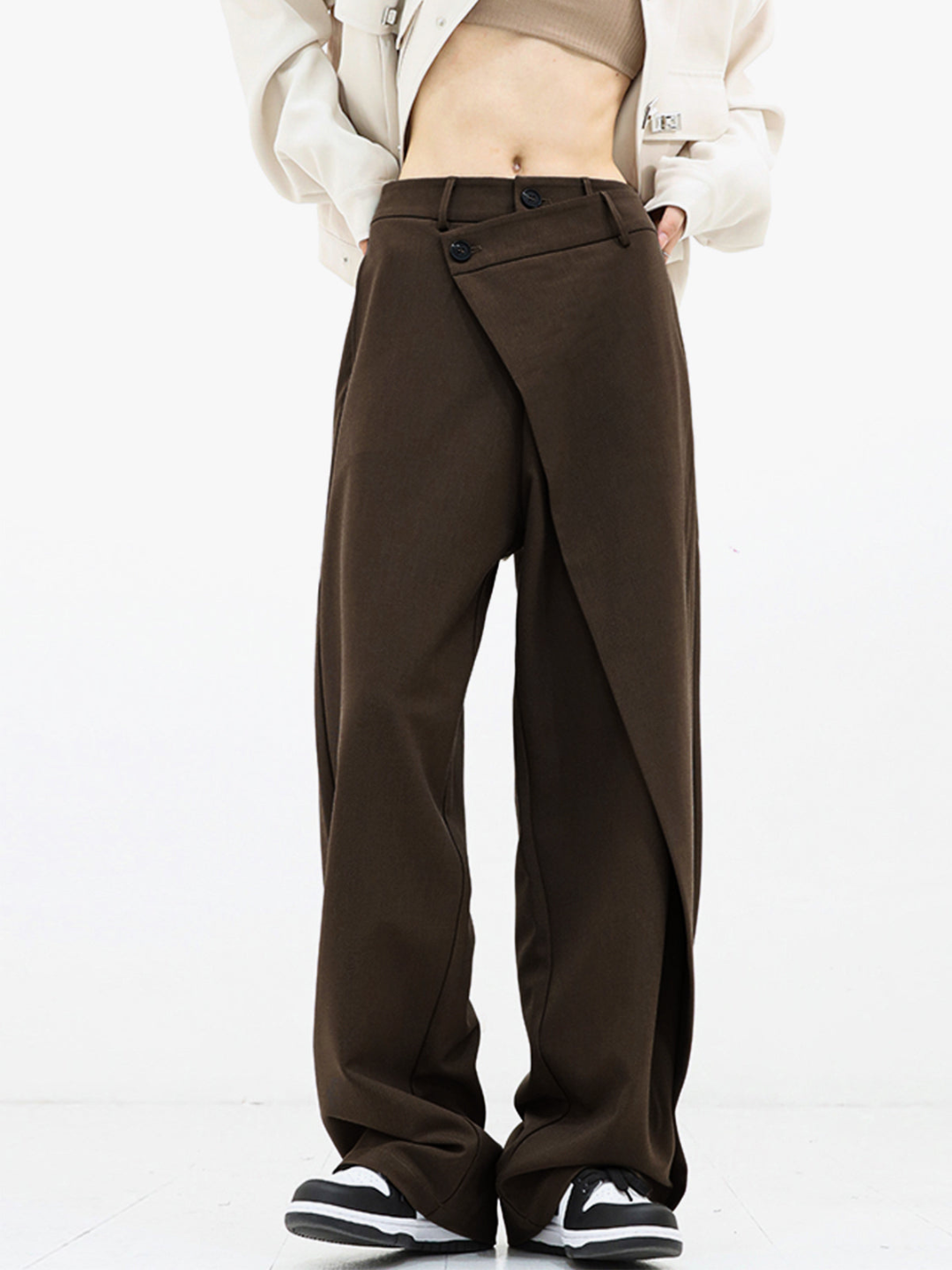 Asymmetrical baggy pants