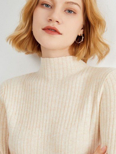 Mid-Height High Neck Sweater – Elegance and Comfort for Cool Seasons