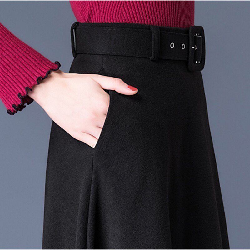 Classic wool blend trapeze skirt