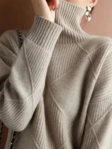 Luxury 3D Diamond Pattern Turtleneck Sweater – Elegance and Comfort
