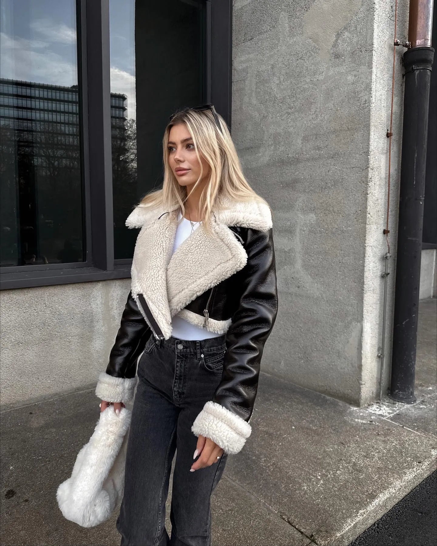 LUNA - The Elegance Shearling Jacket