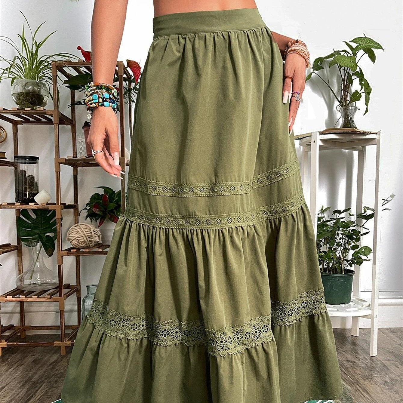 Vintage cotton trapeze skirt with lace details