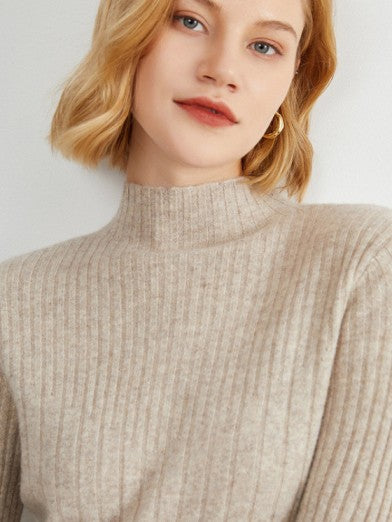 Mid-Height High Neck Sweater – Elegance and Comfort for Cool Seasons