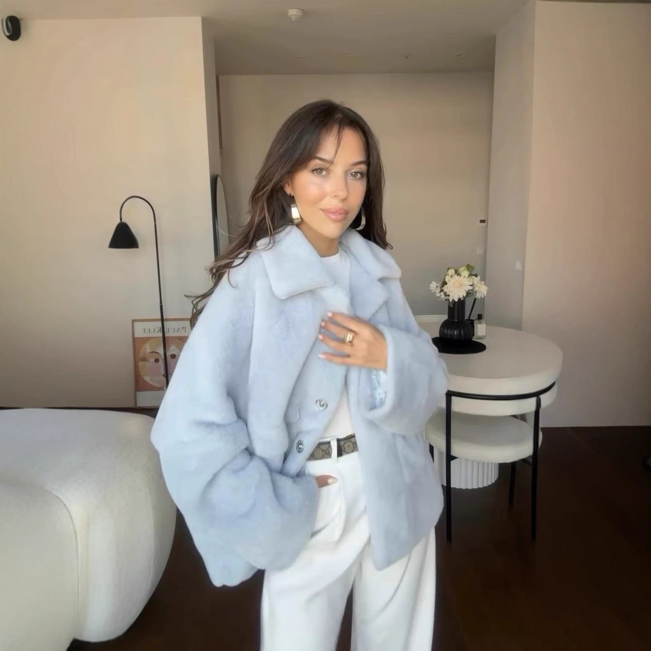 Nila Jacket: Elegance and Comfort