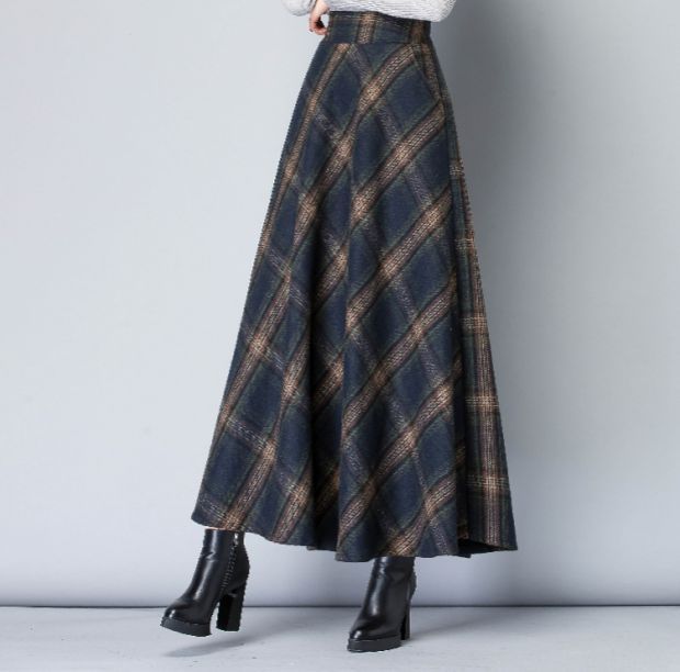 Vintage Plaid Wool A-Line Midi Skirt