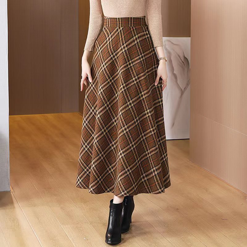 Vintage Plaid Wool A-Line Midi Skirt
