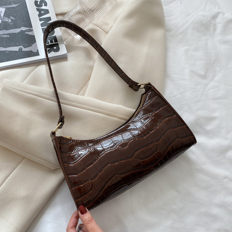 Retro Style Leather Shoulder Bag | Amber