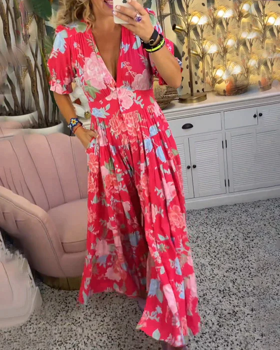 Women's dress with enchanting flowers